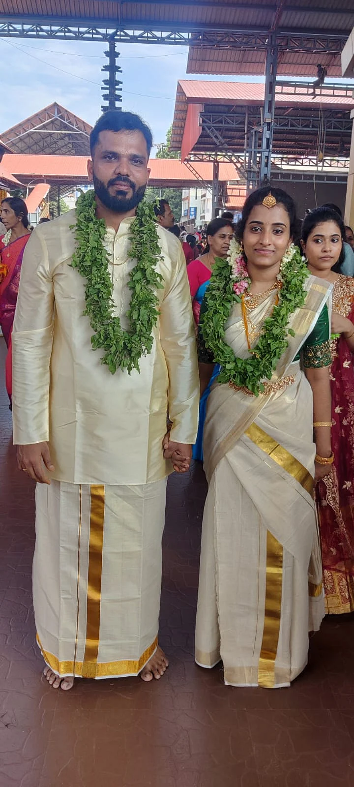 சிவசூர்யா - அஞ்சனா தம்பதி