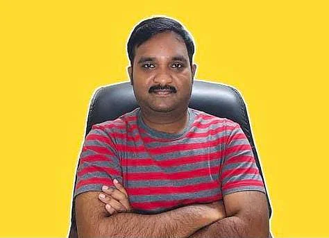 பள்ளி தாளாளர் வினோத்