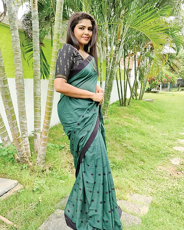 விகடன் TV: ஏகவள்ளி - ஃபெரோஸ்கான் திருமணம்