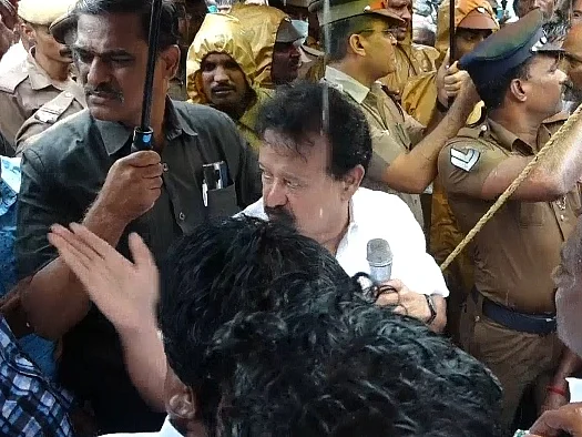 விழுப்புரம்: போராடிய கிராம மக்களிடம் தடித்த வார்த்தை... மீண்டும் சர்ச்சையில் அமைச்சர் பொன்முடி!