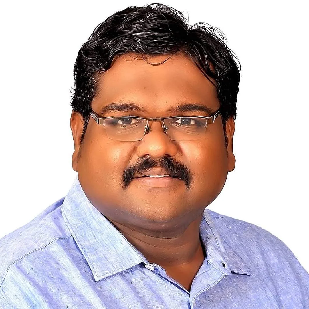 வினோத் ஆறுமுகம்