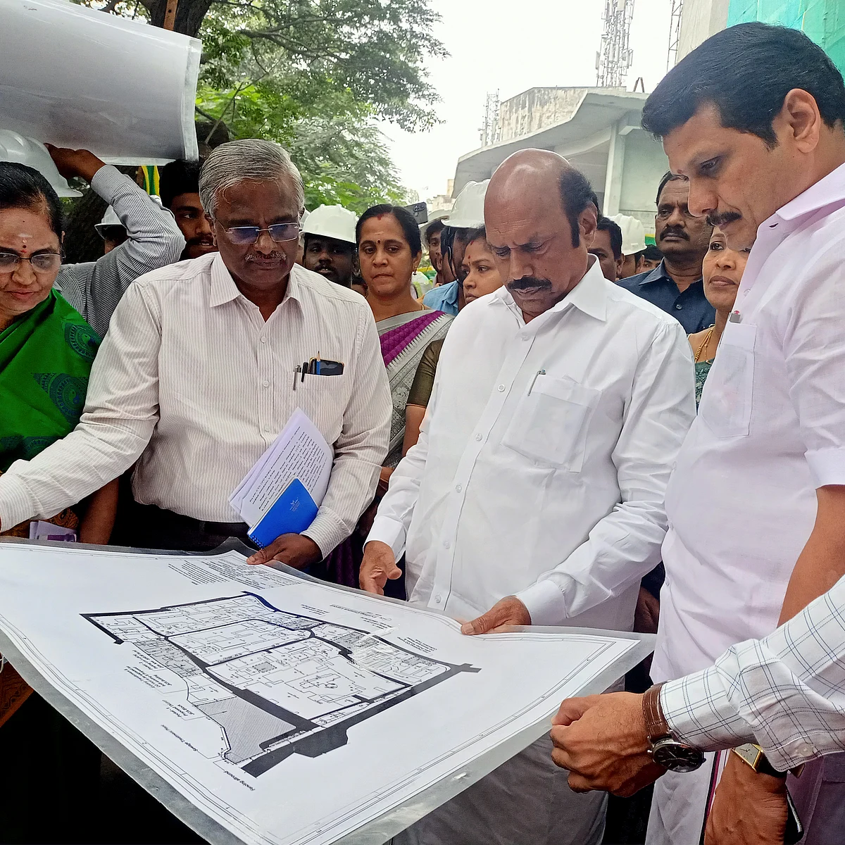 ``புதிய திட்டங்களை நடைமுறைப்படுத்த நிலங்களைக் கையகப்படுத்துவது அவசியமானதுதான்" - அமைச்சர் எ.வ.வேலு