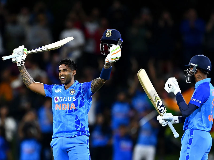 NZvIND: சதமடித்த சூர்யகுமார்; சாதித்துக் காட்டிய தீபக் ஹூடா; நியூசிலாந்தை வீழ்த்திய இந்தியா!