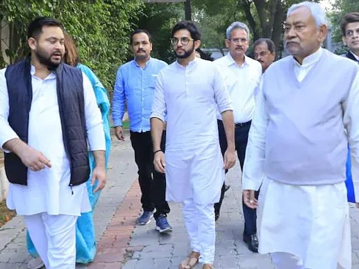டார்கெட் 2024... புதிய பாதையை நோக்கிப் பயணம் - நிதிஷ் குமார், தேஜஸ்வியுடன் ஆதித்ய தாக்கரே சந்திப்பு