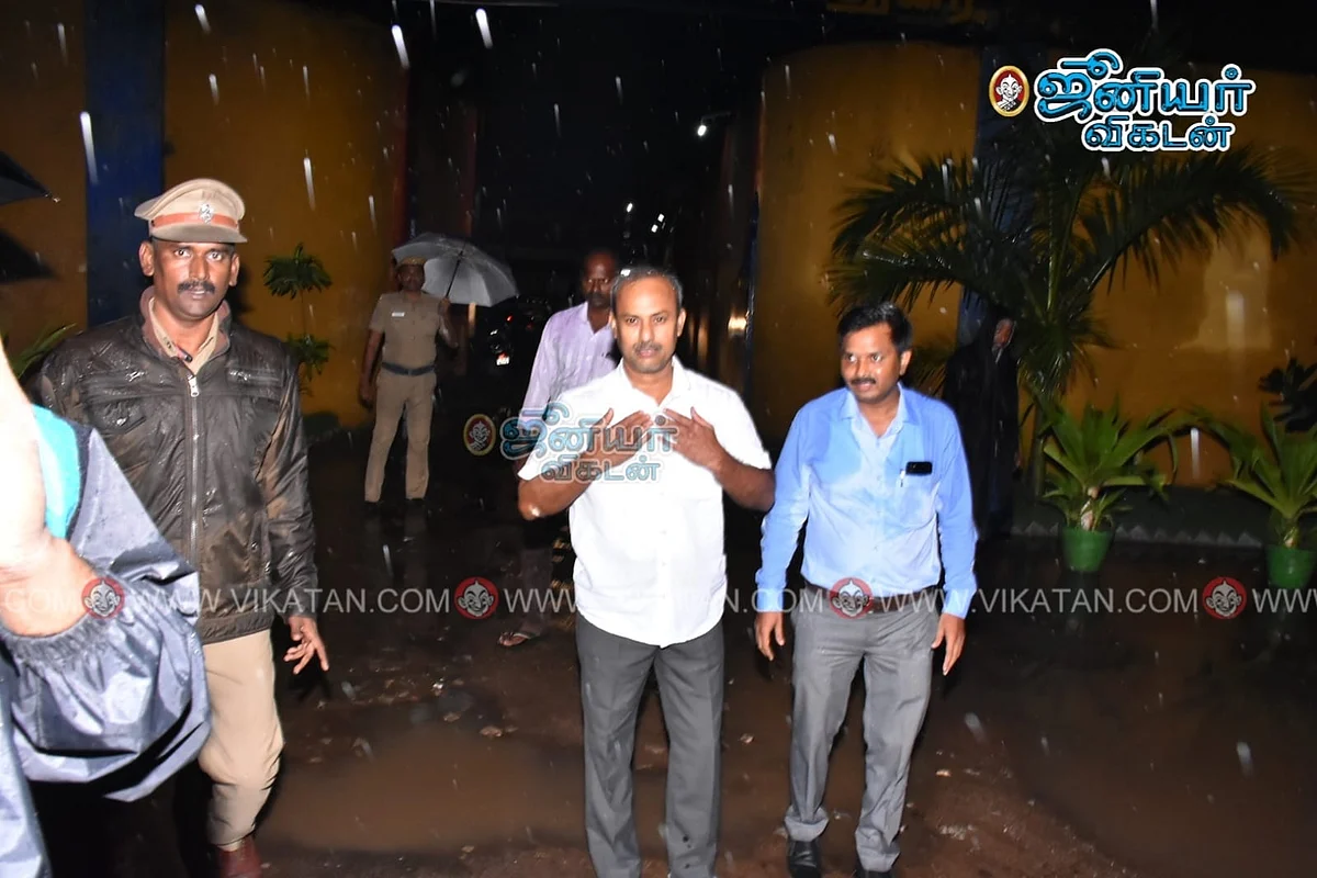 சிறையிலிருந்து விடுதலையாகி வெளியே வரும்போது