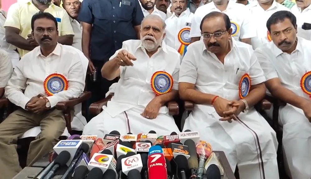 ஐ.பெரியசாமி