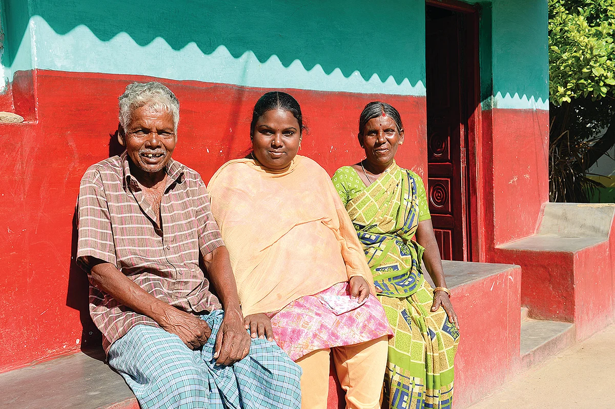 பெற்றோருடன்