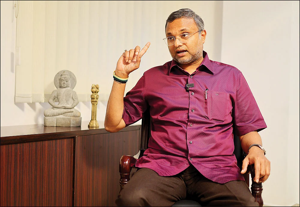 அமித் ஷாவை நடிகர் சந்தான பாரதி என்றே பலரும் நினைக்கிறார்கள்! - கலாய்க்கும் கார்த்தி சிதம்பரம்