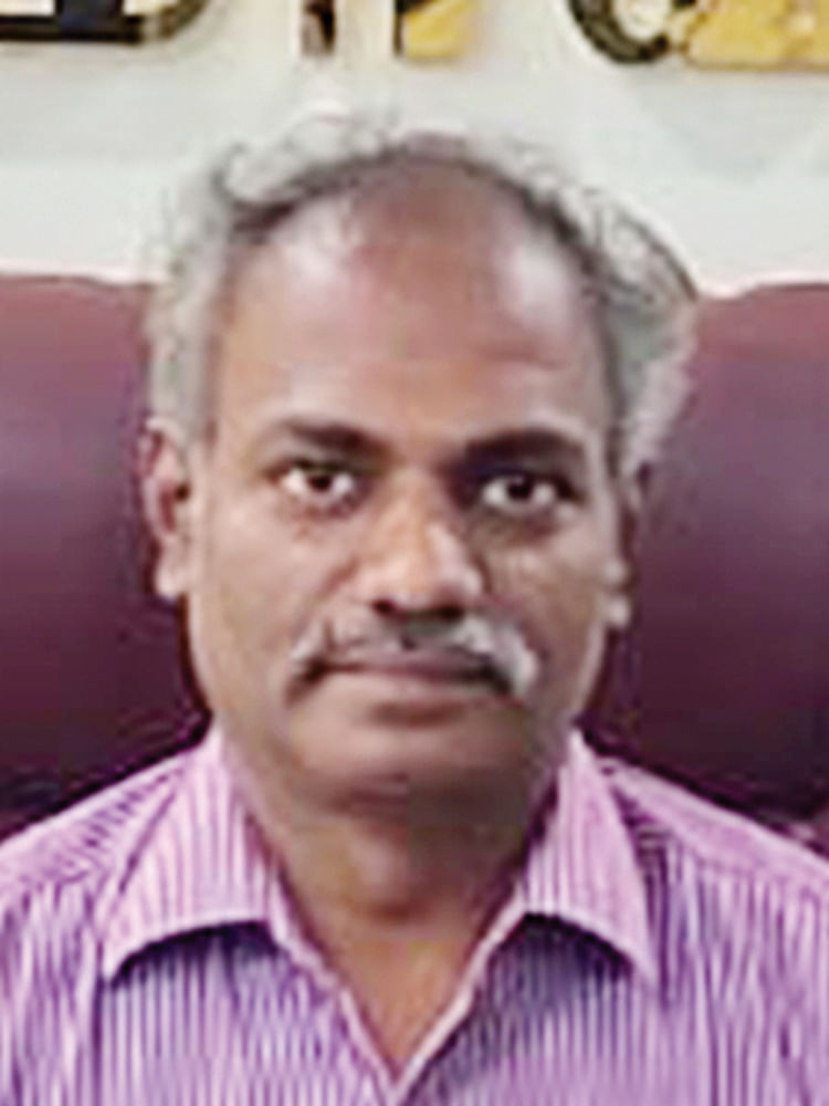 “தலைவர் நாற்காலியில் உட்காரக் கூடாது...” - பரிதவிக்கும் பழங்குடியின பஞ்சாயத்து தலைவர்!