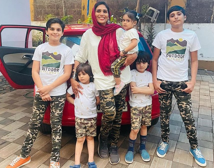 `என் ஹீரோவை பார்க்கணும்!’ - மெஸ்ஸியின் ஆட்டம் காண காரிலேயே கத்தார்; அசரவைத்த கேரள அம்மா 