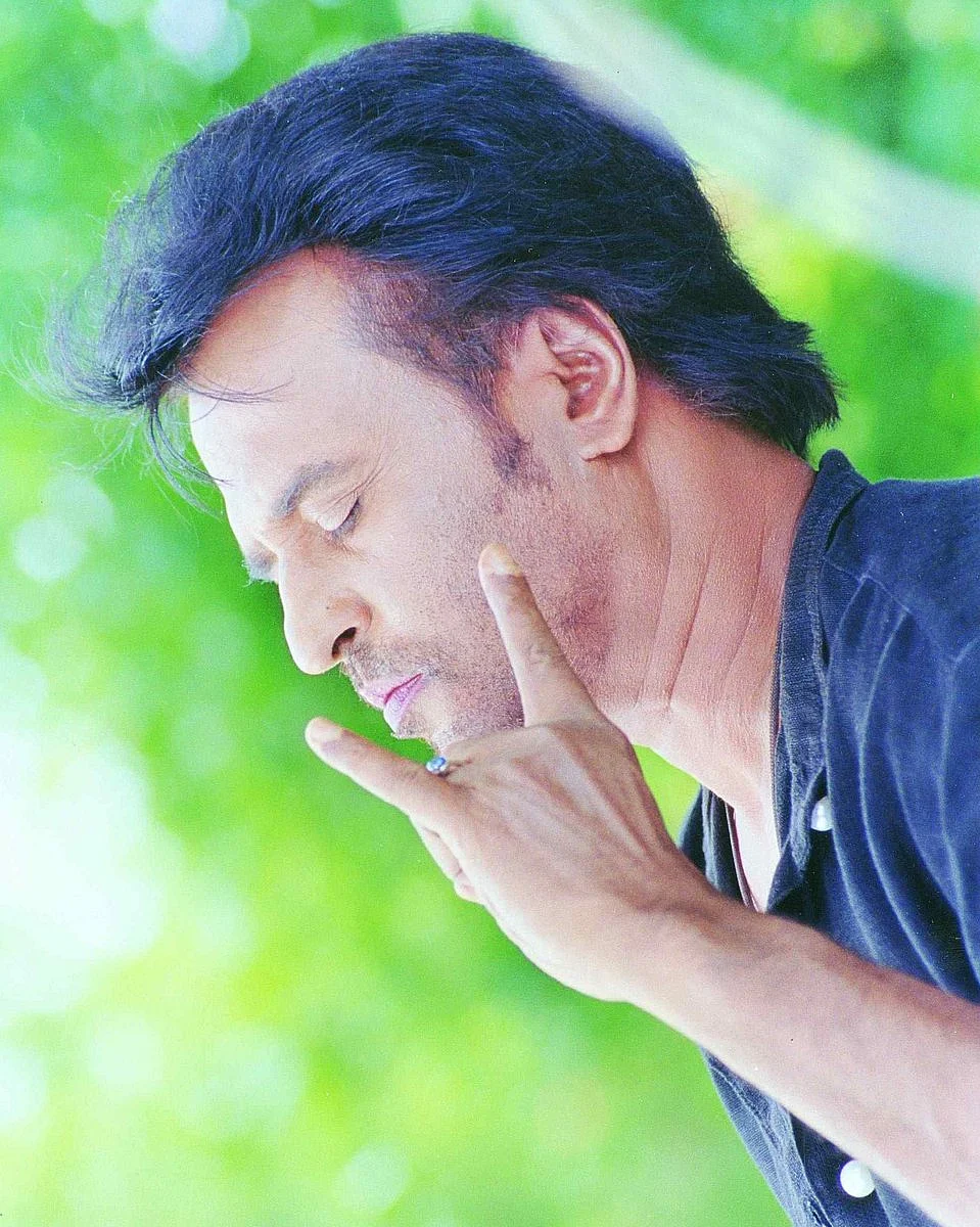 'பாபா'வில் ரஜினி
