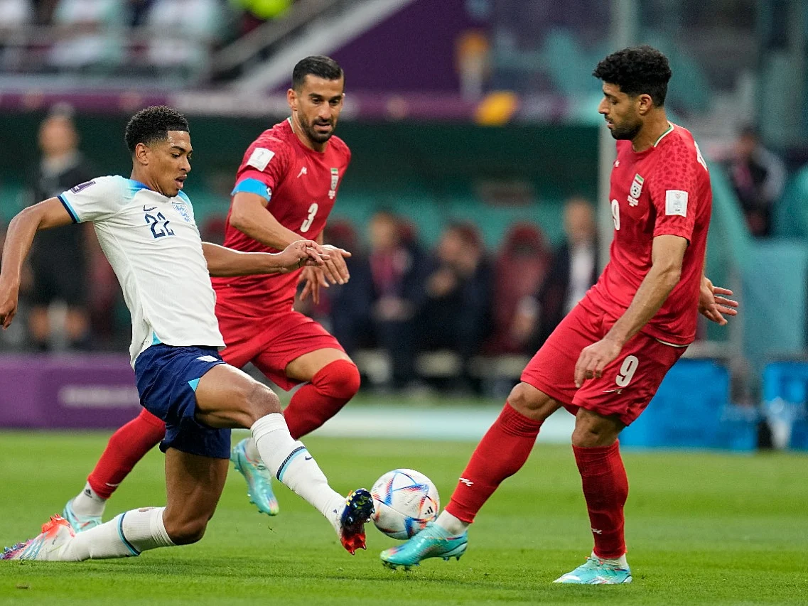 FIFA World Cup: இங்கிலாந்து வெற்றிக்குத் துணை நின்ற 2k கிட் ஜூட் பெல்லிங்ஹாம் - யார் இவர்?