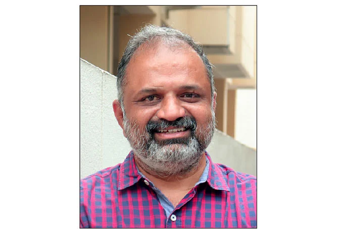 “மிச்சமிருக்கிற வாழ்க்கையையாவது வாழ்ந்து பாக்கணும்!”