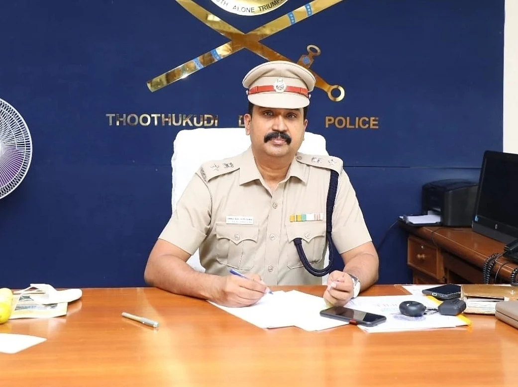பாலாஜி சரவணன் - மாவட்ட எஸ்.பி