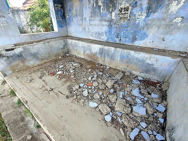 கன்னிமார் கோயில் புதூர் பஸ் நிலையம்...