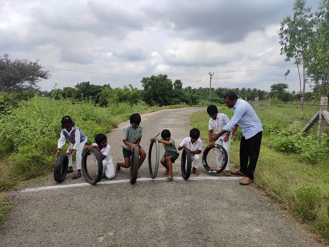 டயர் ஓட்டும் போட்டி