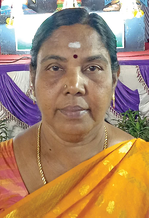 அவள் என் பார்வையில்...