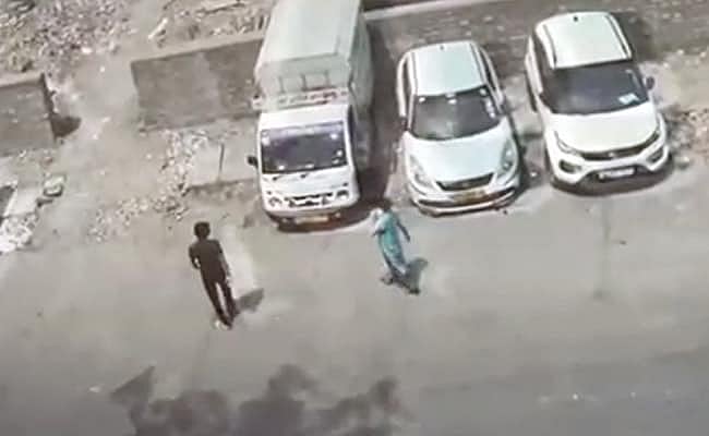 22 துண்டுகள்... ஃபிரிட்ஜில் வைக்கப்பட்ட உடல் - ஷ்ரத்தா கொலை பாணியில் டெல்லியில் மீண்டுமொரு பயங்கரம்!