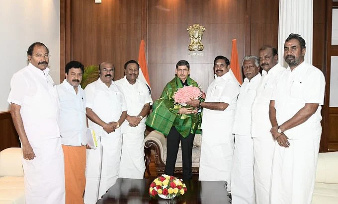 எடப்பாடி பழனிசாமி - ஆர்.என்.ரவி