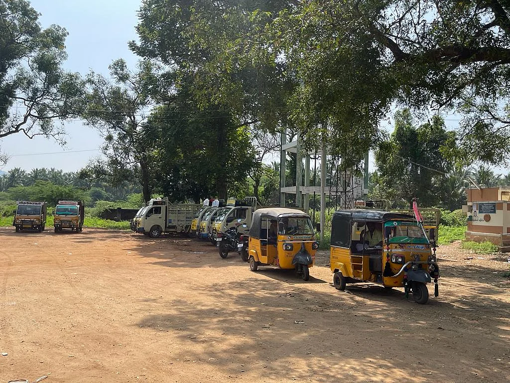 பேருந்து நிலைய வளாகம்