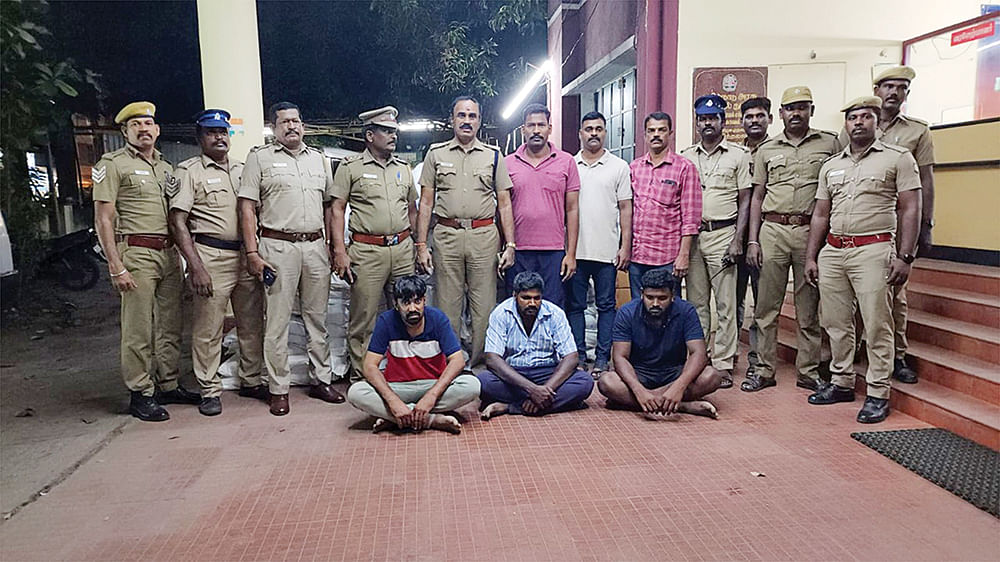 ‘விடியல்’ ஆட்சியிலும் ‘வெற்றிநடைபோடும்’ குட்கா! - சாட்டையைச் சுழற்றுவாரா முதல்வர்?