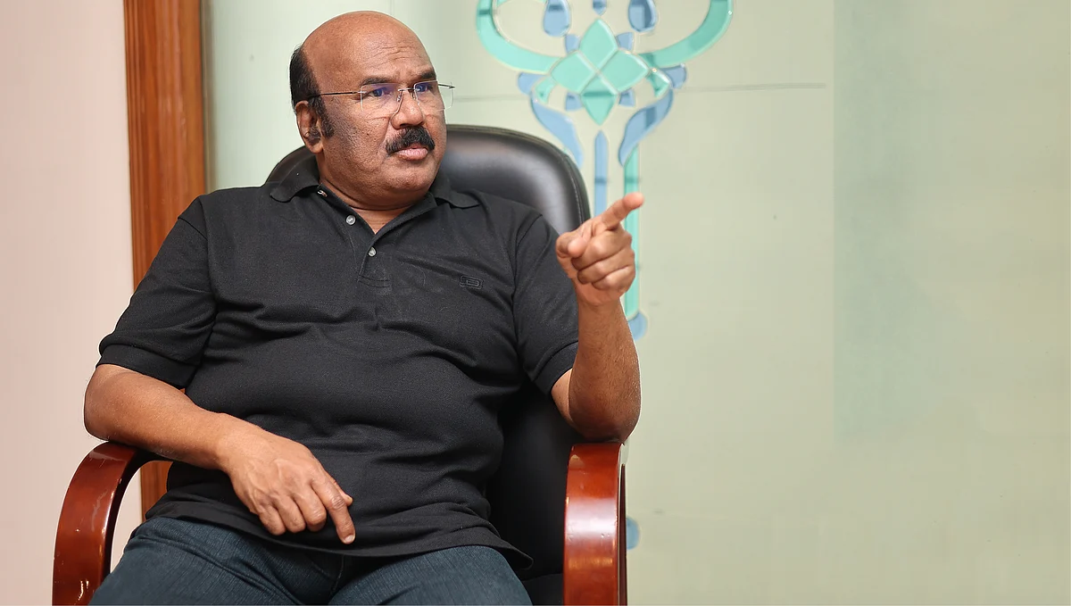 பா.ஜ.க-வால் எங்களை மிரட்டவோ பணியவைக்கவோ முடியாது! - ஜெயக்குமார் தடாலடி