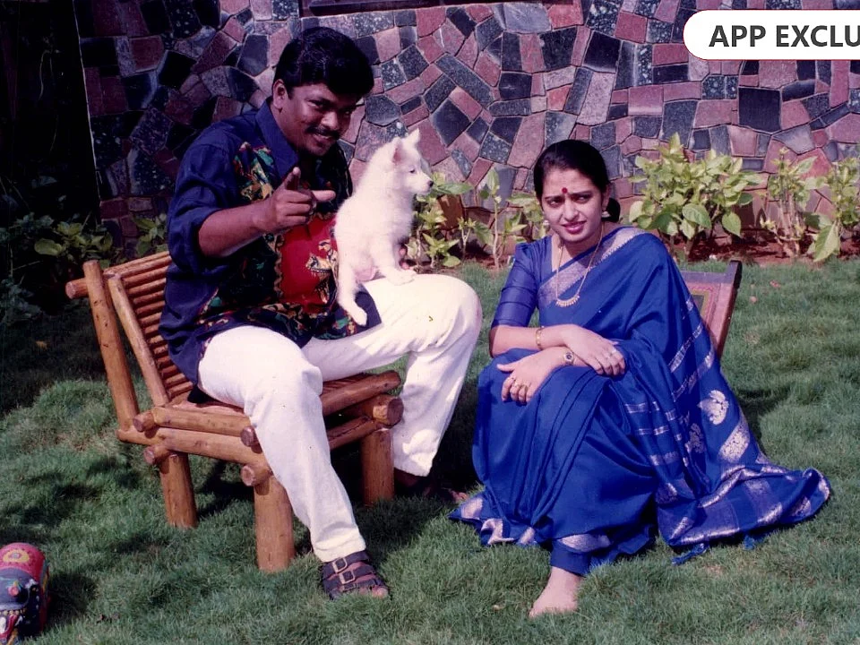 ``பீச்ல மணல்ல இருந்த இந்த சின்ன கவிதைதான் எனக்குள் பெரிய பாதிப்பையே ஏற்படுத்துச்சு!" - பார்த்திபன்