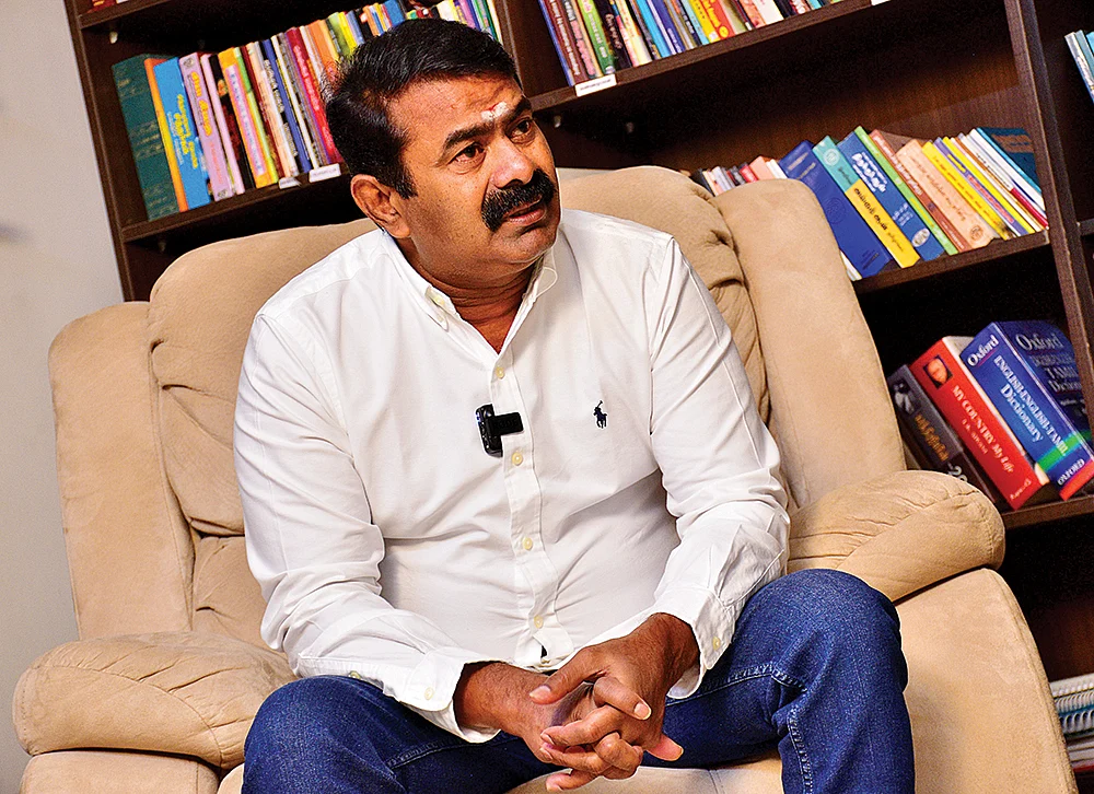 “முதல்வர் ஸ்டாலின் என் அண்ணன்... எங்களுக்குள் நடப்பது அண்ணன், தம்பிச் சண்டை”