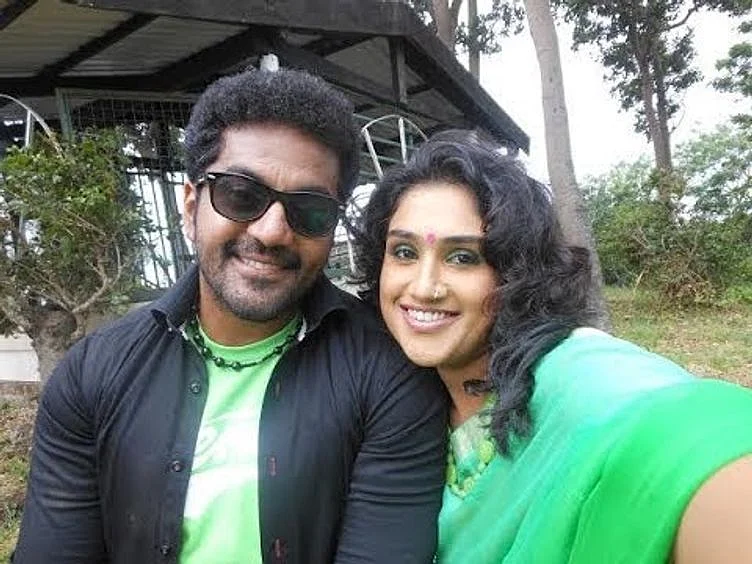 ராபர்ட் - வனிதா