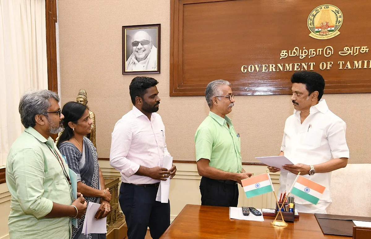 தமிழ்நாடு தலைமைச் செயலக சங்க நிர்வாகிகள்