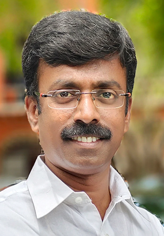 பாபு முருகவேல்