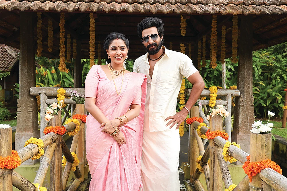 புழுதியில் புரண்டு மோதும் ‘கட்டா குஸ்தி’!