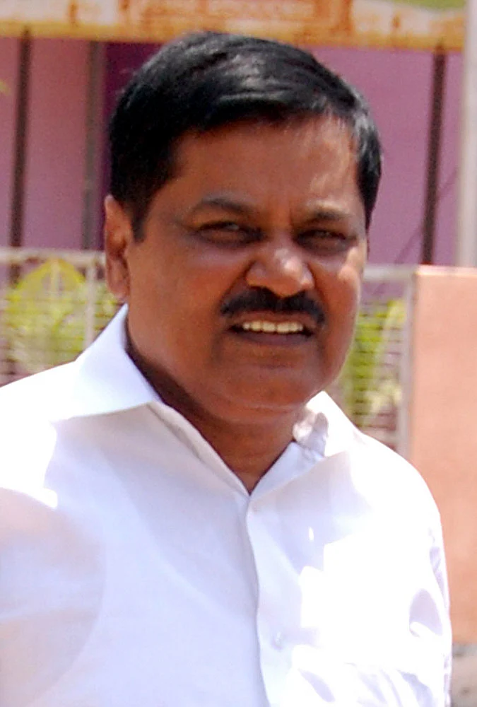 கே.எஸ்.ராதாகிருஷ்ணன்