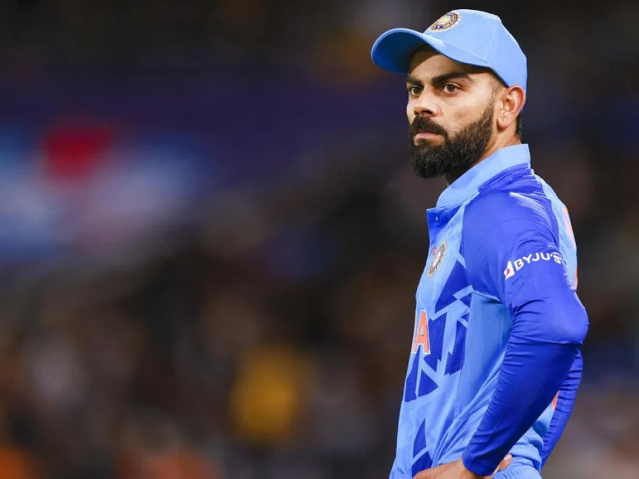 Kohli: "ஆஸ்திரேலியாவில் எங்கள் கனவை அடைய முடியாமல் இதயங்களில் ஏமாற்றத்துடன் செல்கிறோம்"- விராட் கோலி