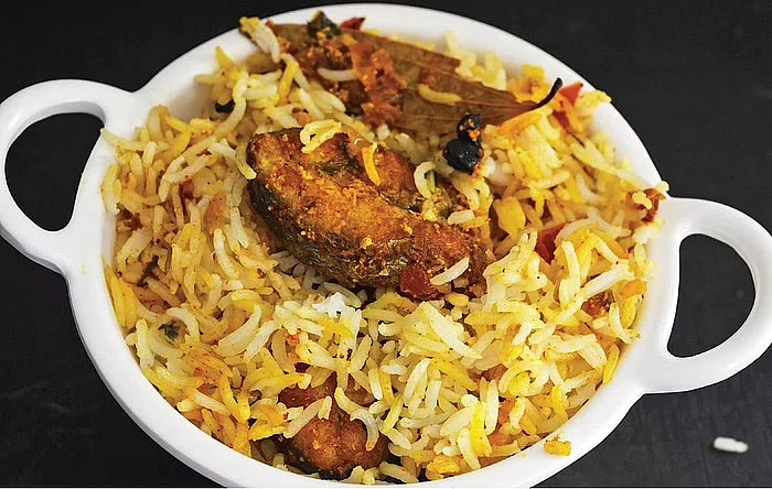 வான்கோழி, கொத்துக்கறி, மீன், முட்டை... விதம்விதமான பிரியாணி |வீக் எண்டு ஸ்பெஷல்