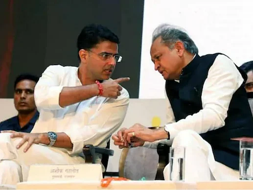 ராஜஸ்தான்: ``துரோகி, முதல்வராக முடியாது” - சச்சின் பைலட் மீது முதல்வர் அசோக் கெலாட் கடும் தாக்கு