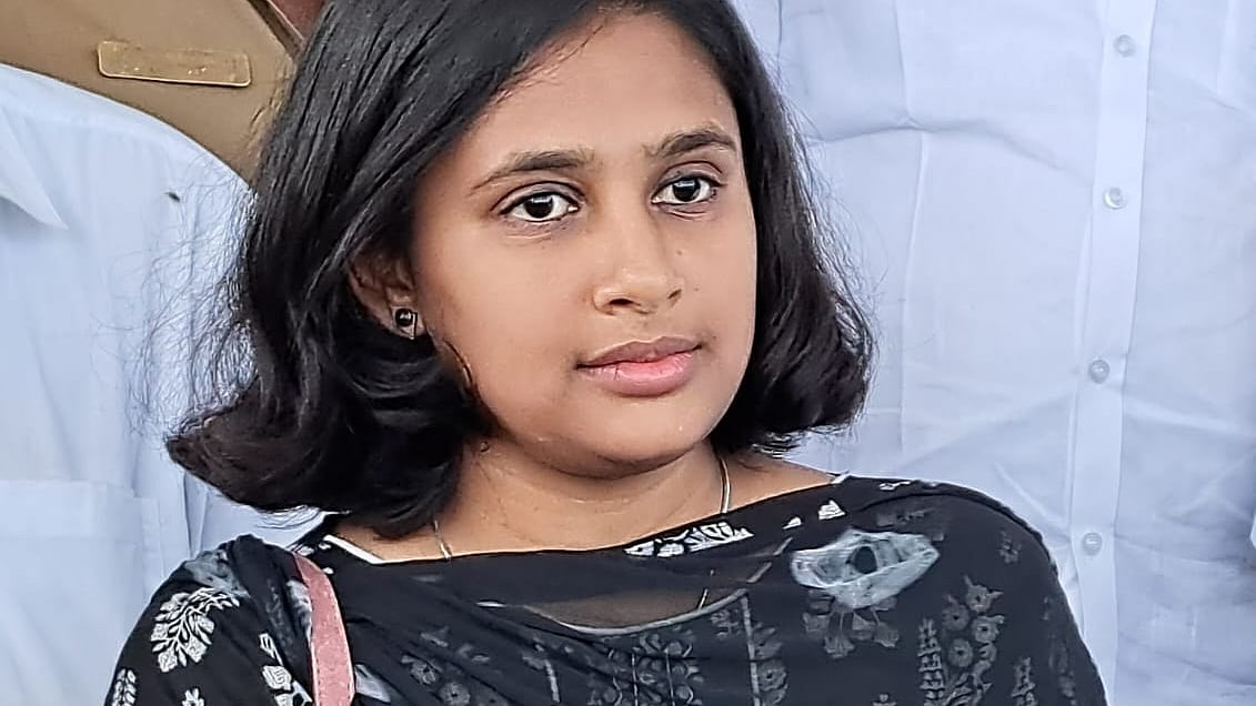 ராஜினாமா செய்த பொள்ளாச்சி திமுக கவுன்சிலர்