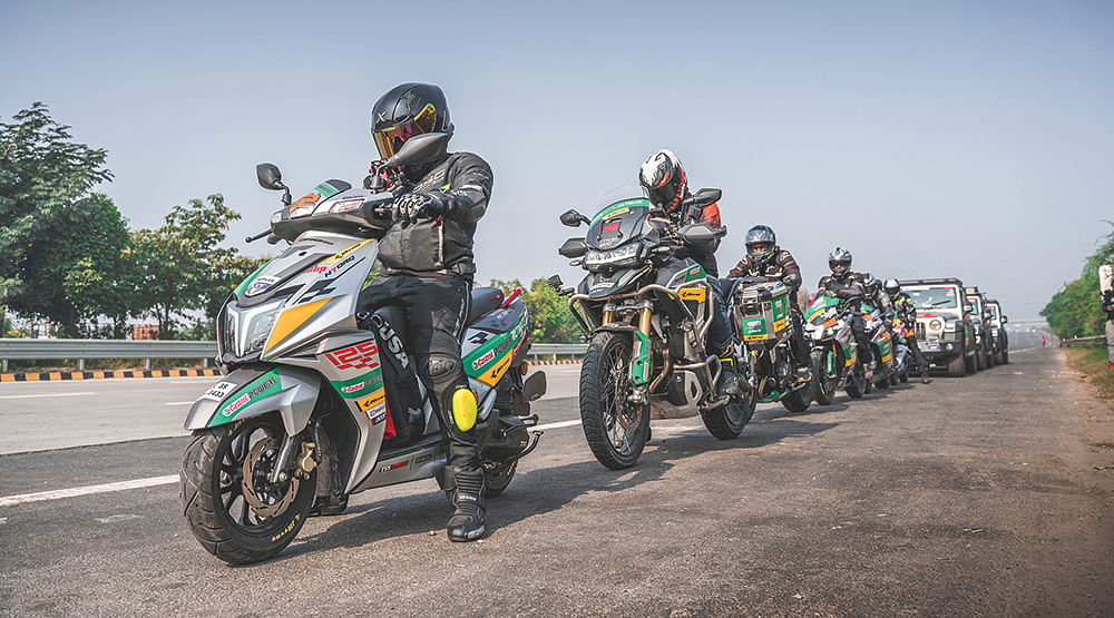 ஆல் இந்தியா ட்ரிப் | 10,000 கிமீ
| 45 நாட்கள் | 30 நகரங்கள் | 10,000 பைக்கர்கள்!