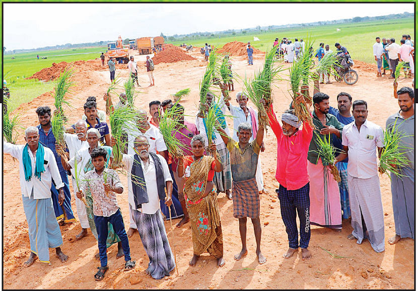 “உயிரோடு புதைக்குறாங்க!” - கதறும் விவசாயிகள்... தூங்கும் ஸ்டாலின்?
