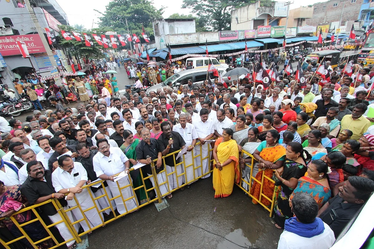 ``அதிமுக-வுடன் கூட்டணி வைத்தால்தான் நாடாளுமன்றத் தேர்தலில் பாஜக வெற்றி பெறும்!" - செல்லூர் ராஜு