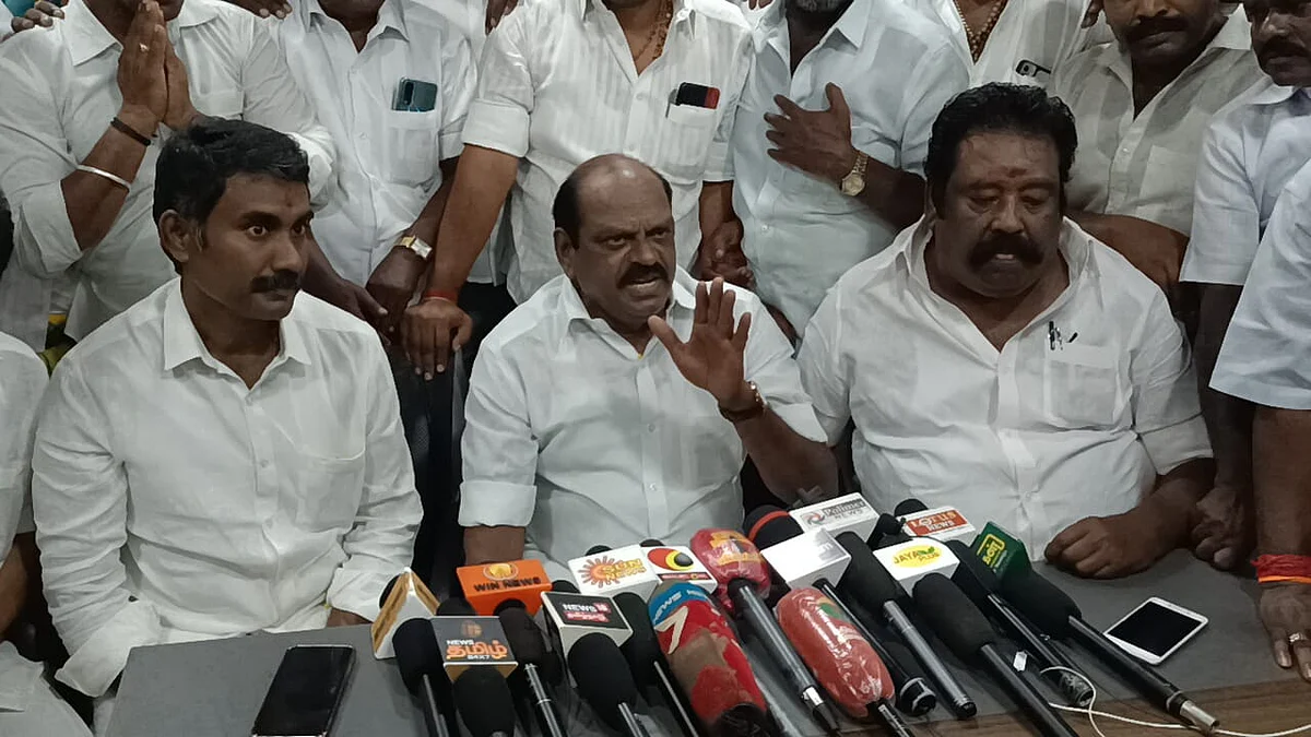 ``ஒன்றிணைய ஒத்துவரவில்லை என்றால், எடப்பாடி தனிமைப்படுத்தப்படுவார்” - வைத்திலிங்கம்
