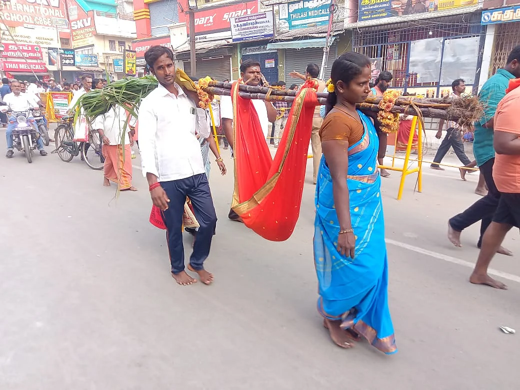 கரும்புத்தொட்டில்