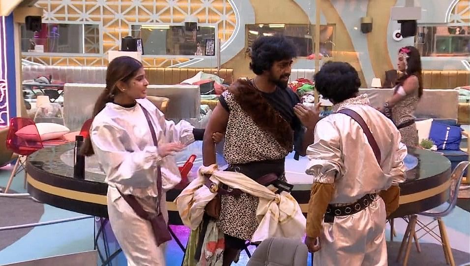 பிக் பாஸ் 6 நாள் 53: கதிரவன், அமுதவாணன்