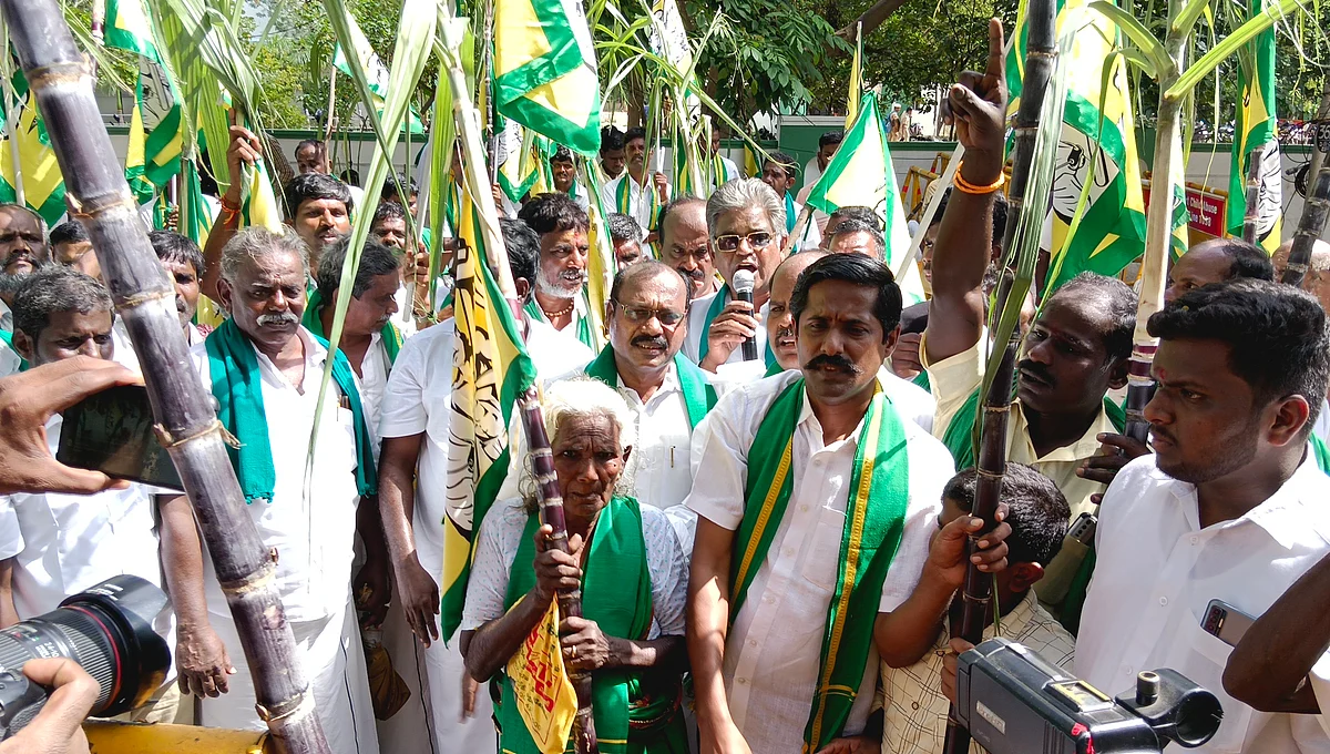 விவசாயிகளின் போராட்டம்!