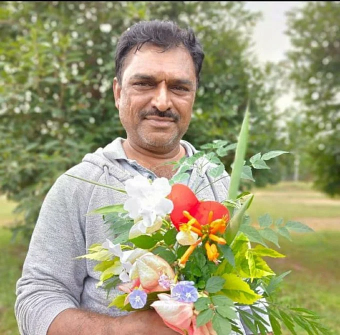 தற்கொலை செய்துகொண்ட அரசு ஒப்பந்ததாரர் டி.என்.பிரசாத்