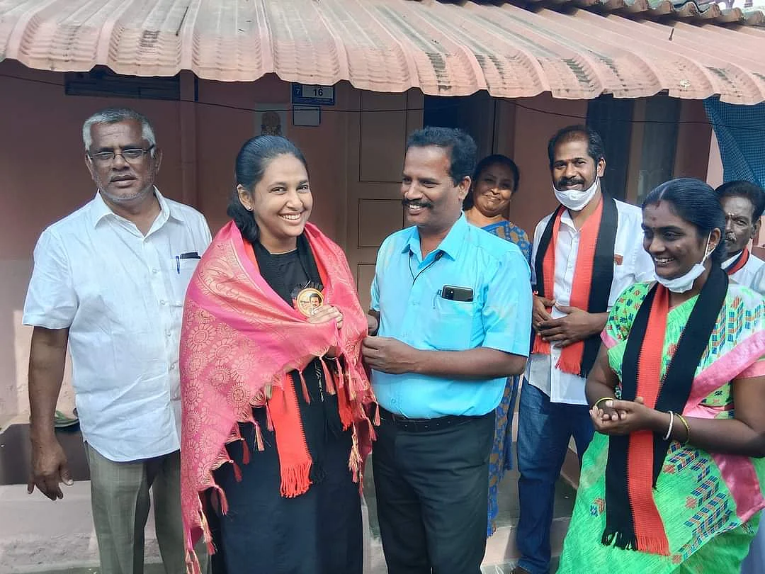 தேர்தலின்போது நர்மதா