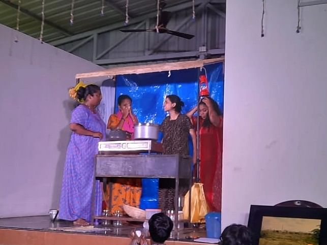 Women, Work, Spaces: பெண் சமத்துவத்துவத்தின் அவசியத்தை உணர்த்தும் நாடகம்!