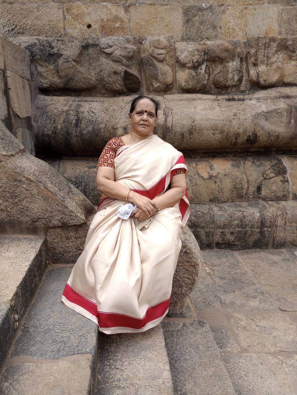 நோய்க்கு முன் மோகன லட்சுமி