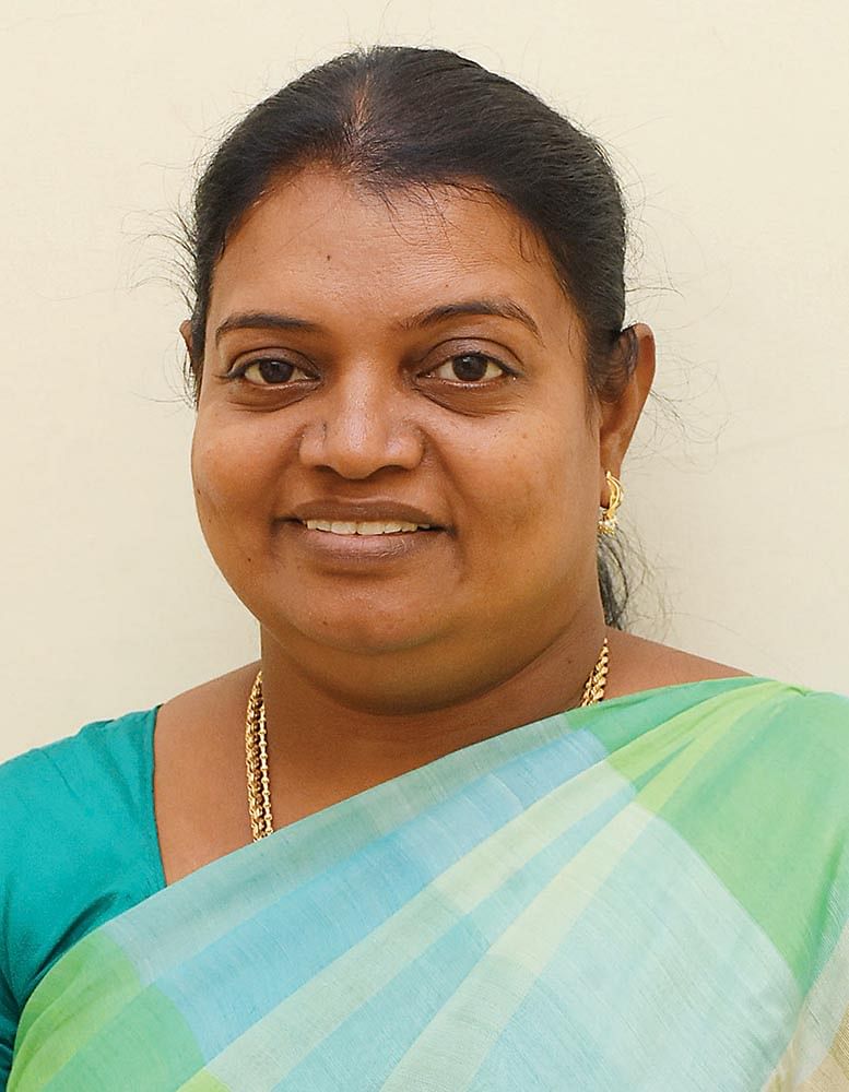 சீருடைத் திட்டத்தை சீரழிக்கிறதா சமூக நலத்துறை?