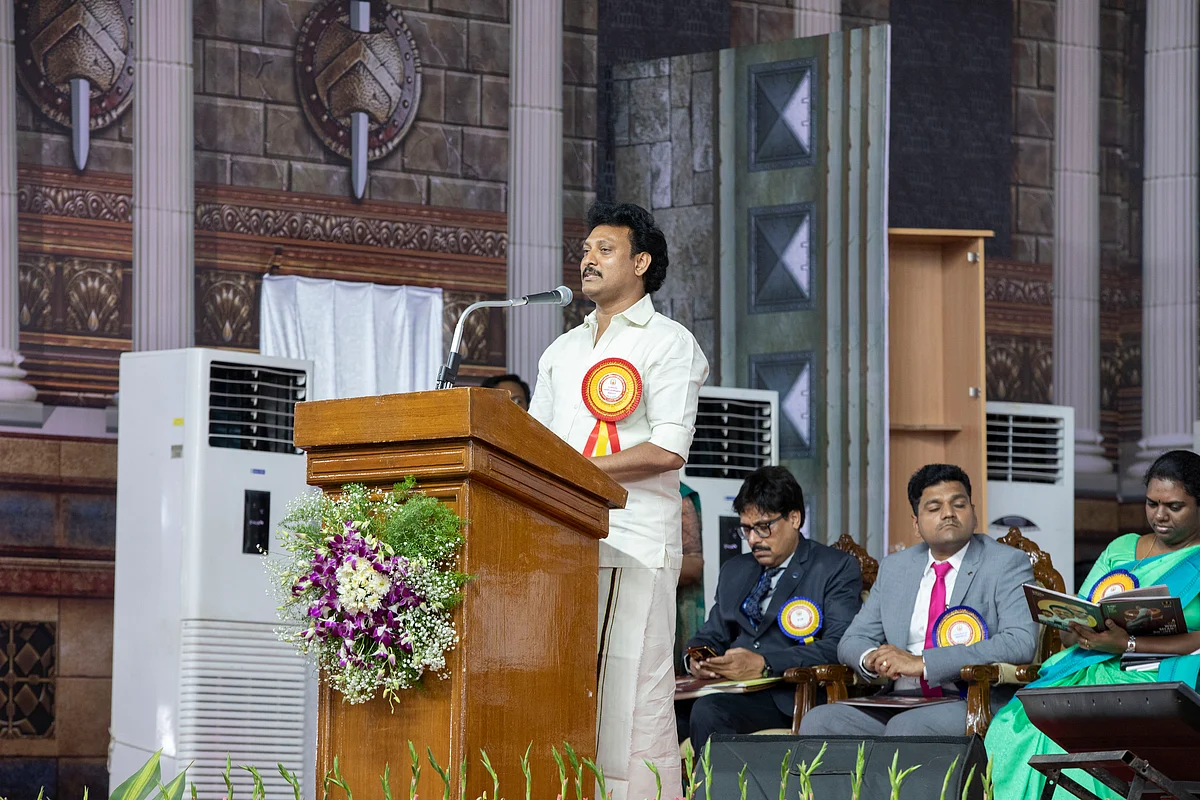 அன்பில் மகேஸ் பொய்யாமொழி